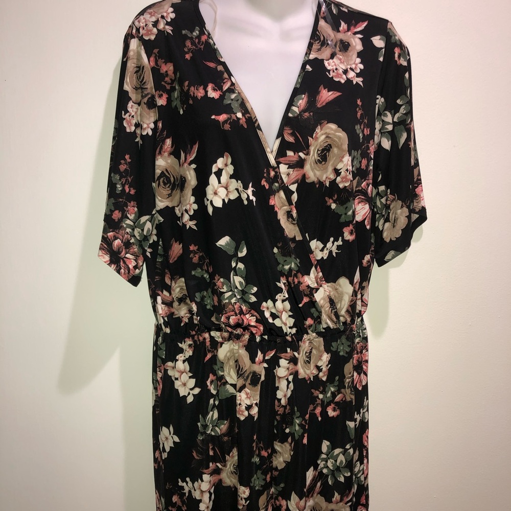 Jumpsuit Black and Flowered